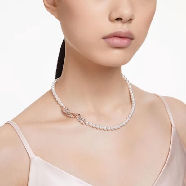 Swarovski Nice necklace Magnetic closure, Feather, White, Rose gold-tone plated 5669221 - Image 2