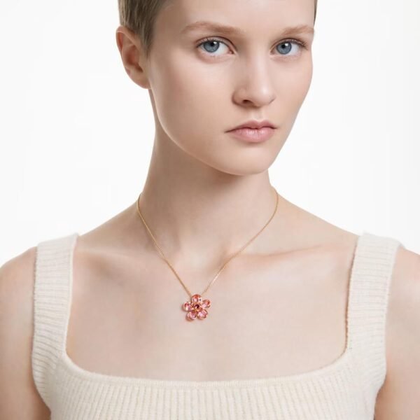 Swarovski Florere pendant Flower, Small, Pink, Gold-tone plated 5657875 - Image 2