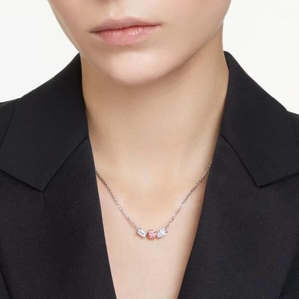 Swarovski Mesmera pendant Mixed cuts, Pink, Rhodium plated 5668275 - Image 2