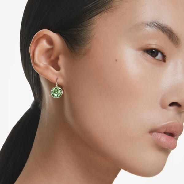 Swarovski Bella drop earrings Round cut, Green, Gold-tone plated 5724291