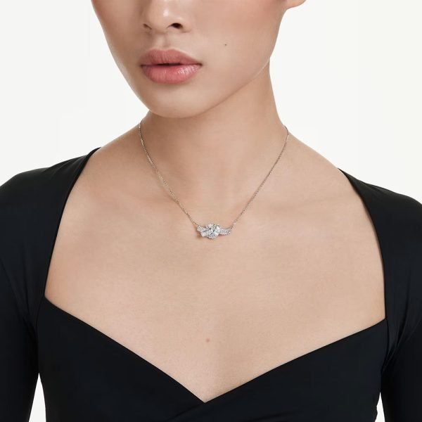 Swarovski Matrix pendant Baguette cut, Knot, White, Rhodium plated 5728553