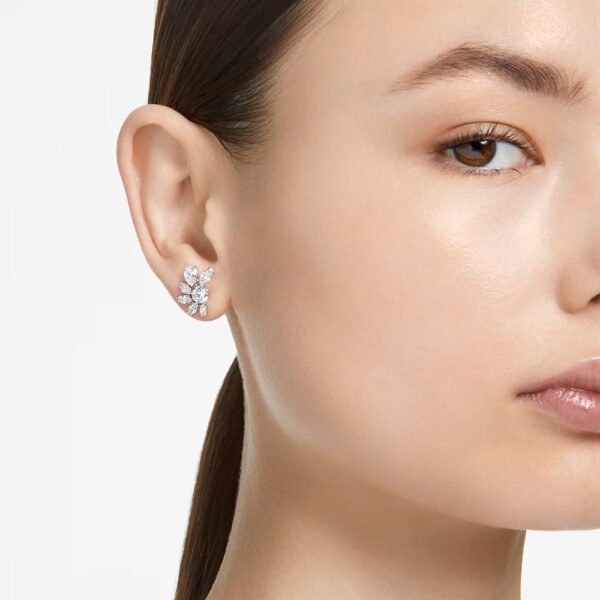 Swarovski Mesmera stud earrings Mixed cuts, Flower, White, Rhodium plated 5737462